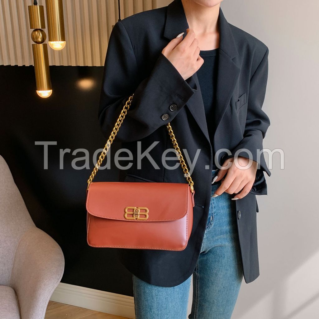 Fashion women's crossbody bag, metal chain,