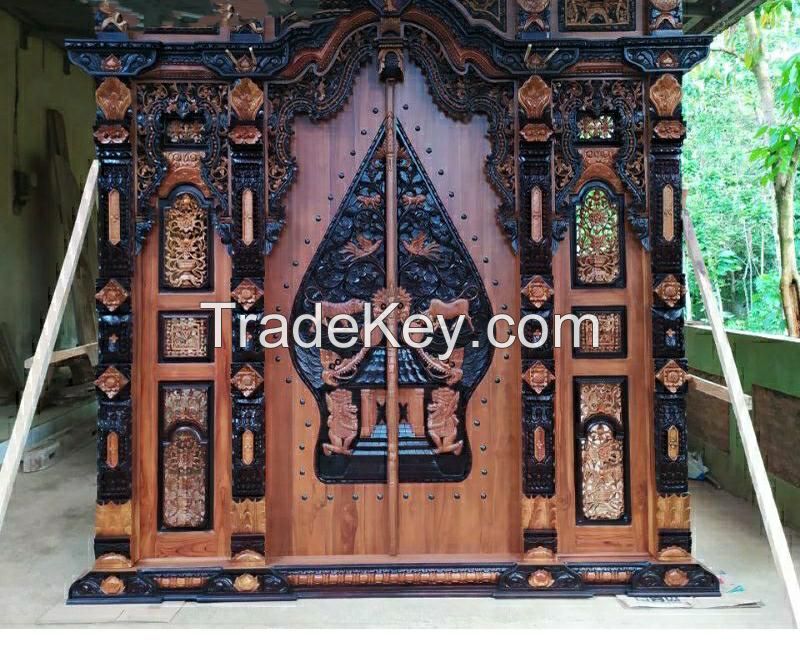 wood art Carved teak wood door frame