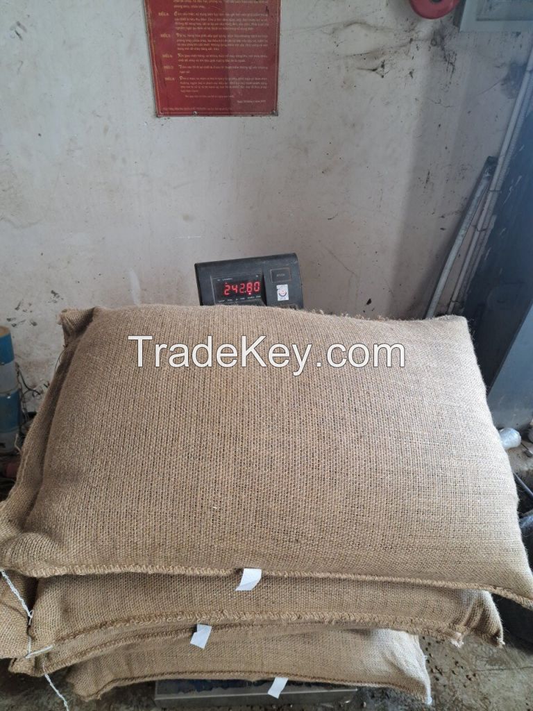 VIETNAM ROBUSTA COFFEE BEANS S18 WET POLISHED TRUSTED EXPORTER