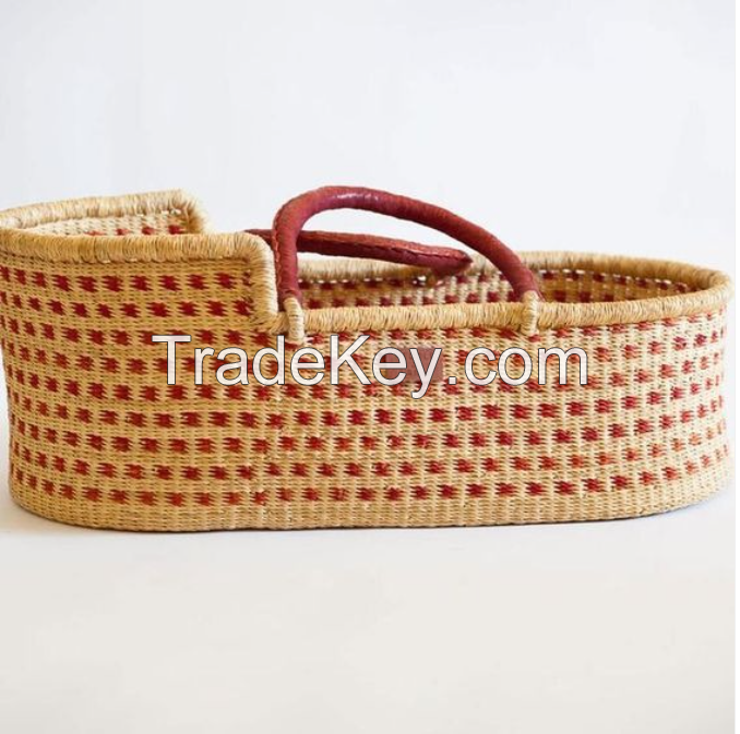 High Quality Handwoven Seagrass Baby Changing Basket Convenient Basket For Baby From Vietnam