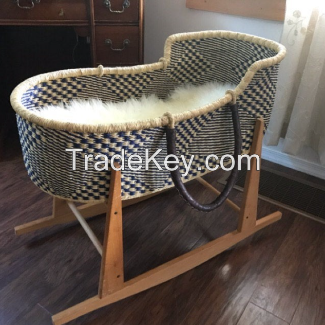 High Quality Eco-Friendly Seagrass Baby Changing Basket Beautiful Basket With Safety Belt For Newborns From Vietnam