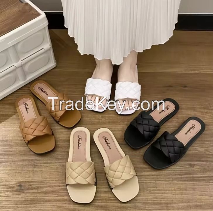 Slippers female summer diamond shape fashion flat flip-flops twist tape face soft bottom outside wear simple square shoes