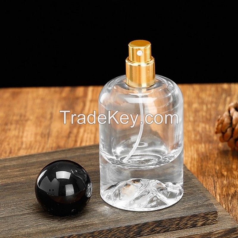 round perfume bottle with metal sprayer pump cap