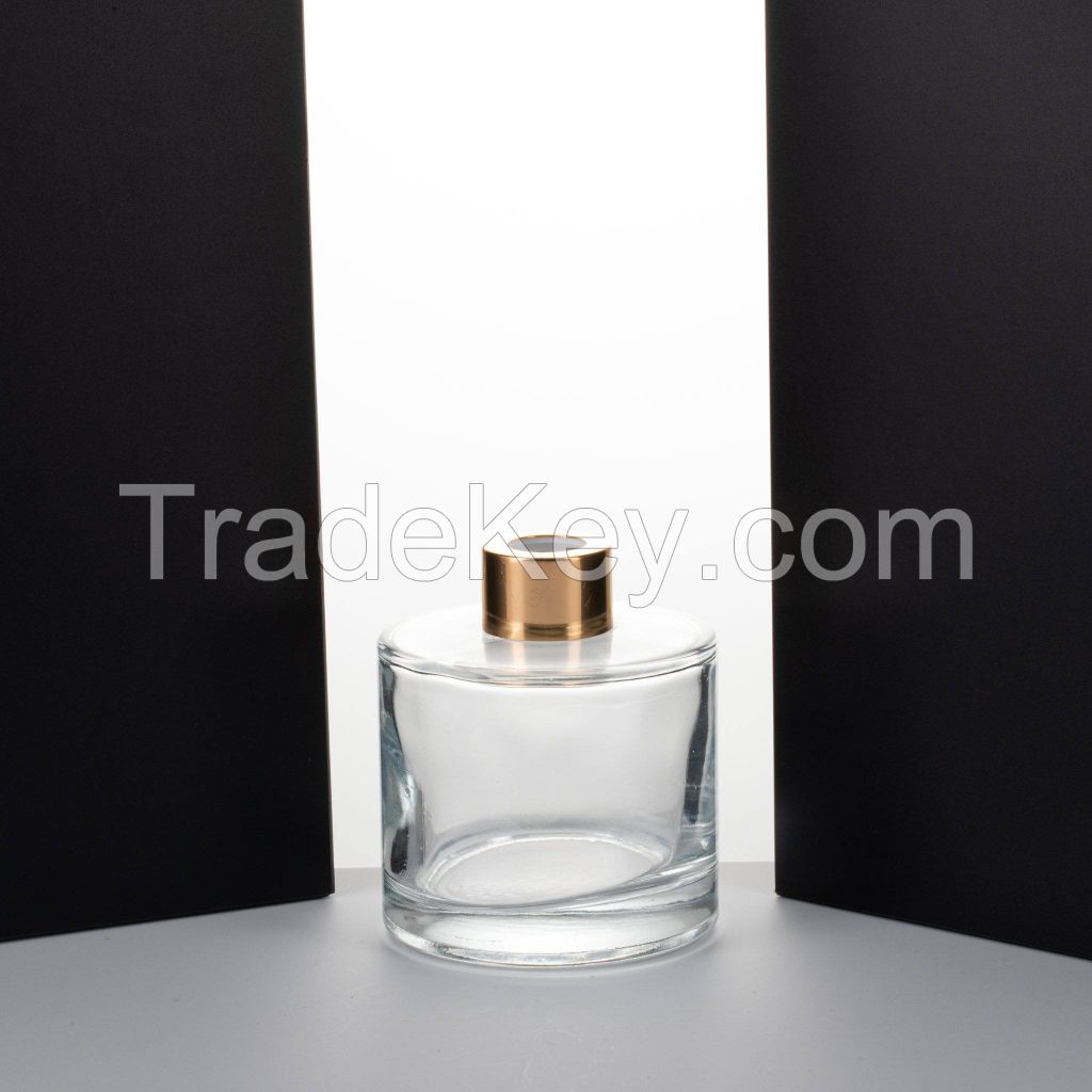5 oz. Diffuser Round Glass Bottle With Gold Cap