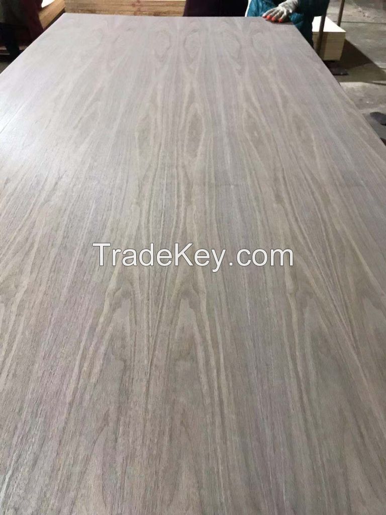 AAA Grade Poplar Core Natural Red Oak/Walnut/Beech/Ash/Teak Veneer Fancy Plywood 