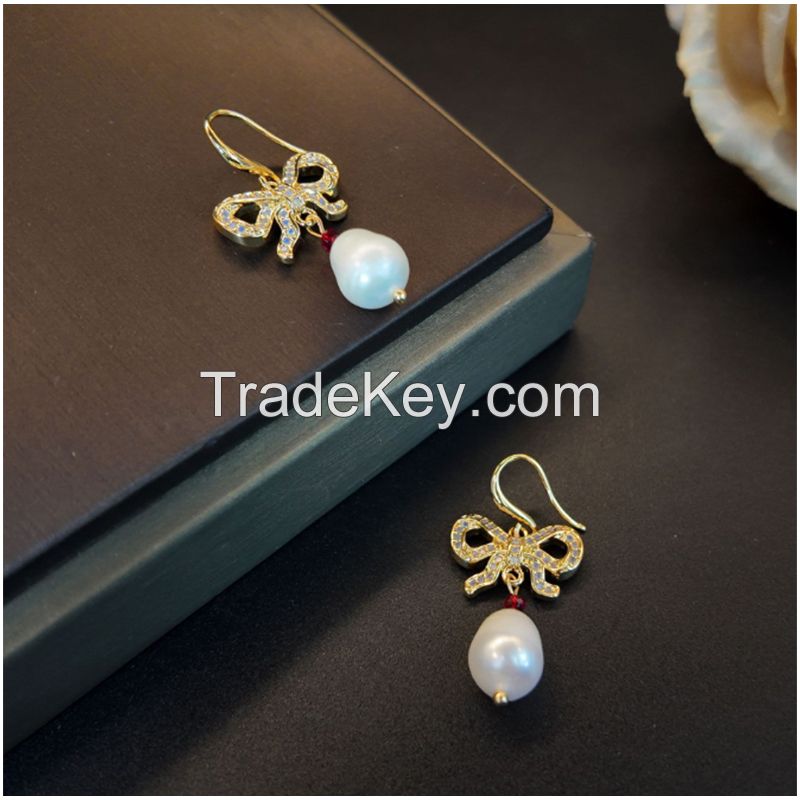 Bowknot copper inlaid with zircon and freshwater pearls