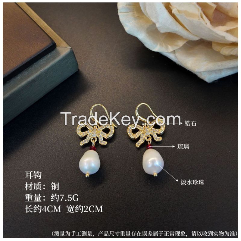 Bowknot copper inlaid with zircon and freshwater pearls