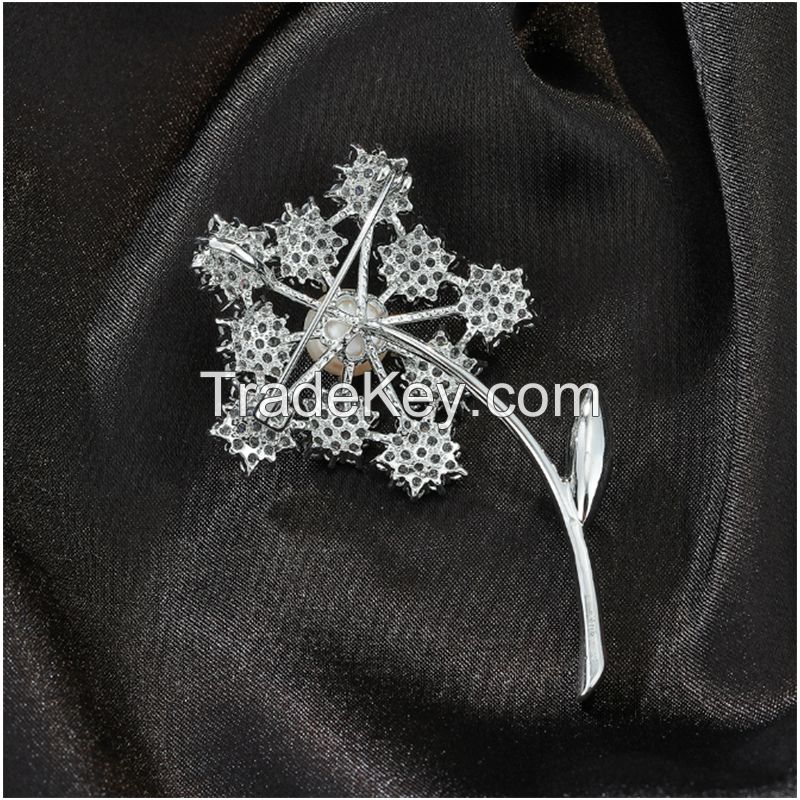 Zircon Flower Sunflower Brooch: Elegant and Unique Brooch