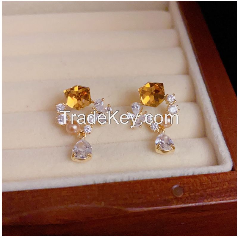 Cube Sugar Geometric Full-Diamond Earrings