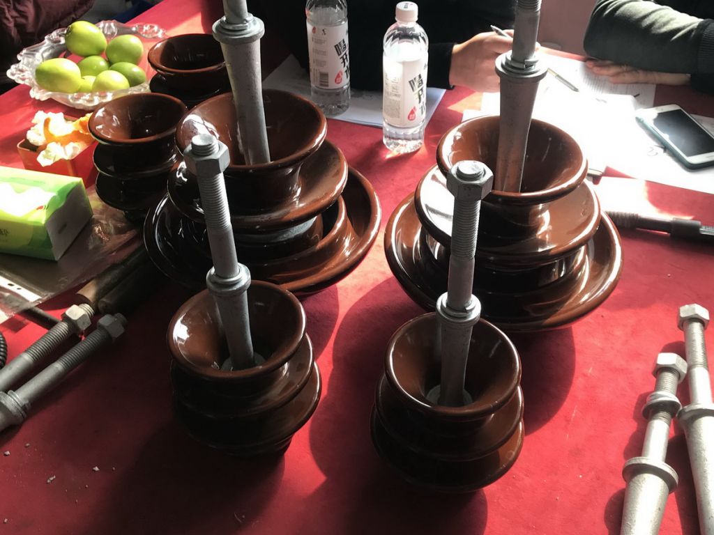 Ceramic insulator test Inspection third-party QC inspector final random Quality Control Service in China