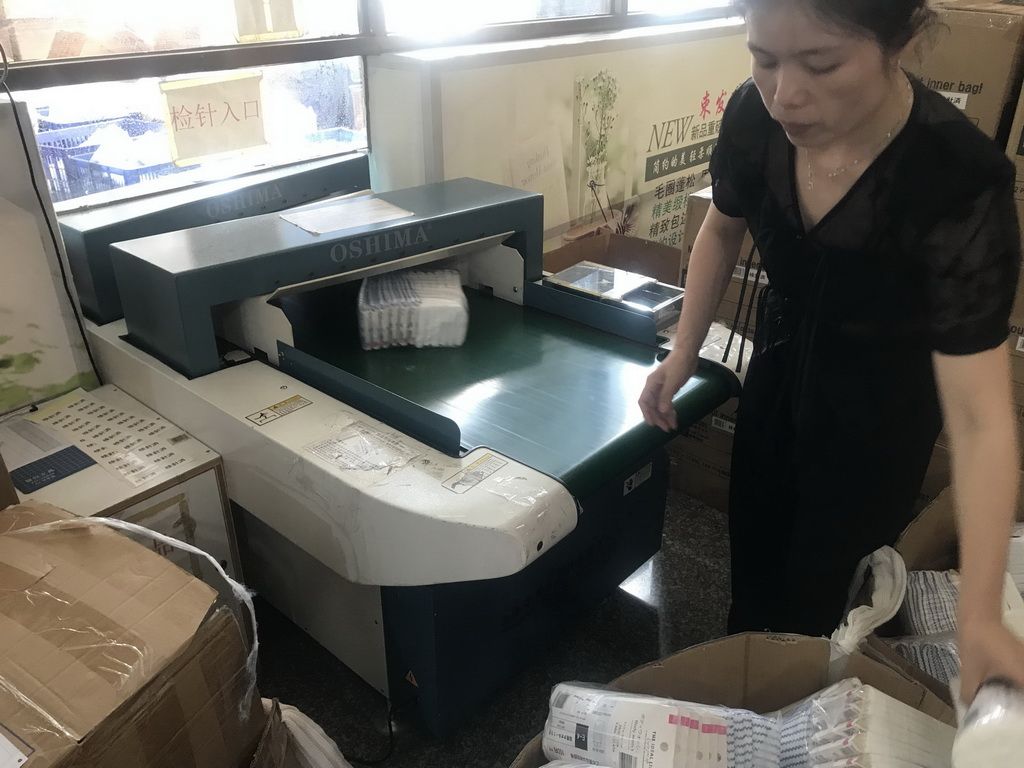 Technical grade naphthalene test Inspection third-party QC inspector final random Quality Control Service in China