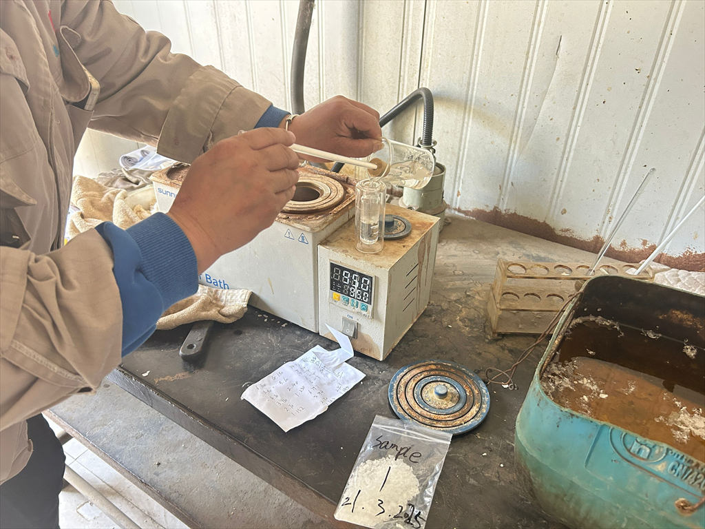 Technical grade naphthalene test Inspection third-party QC inspector final random Quality Control Service in China