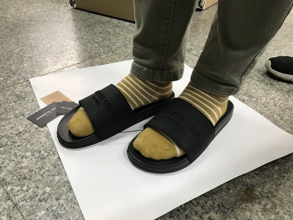 Footwear rubber plastic slippers test Inspection third-party QC inspector final random Quality Control Service in China