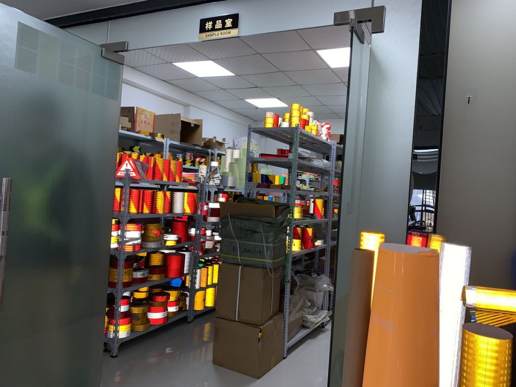 Microprismatic Reflective Film Materials Factory Audit test Inspection third-party QC inspector final random Quality Control Service in China