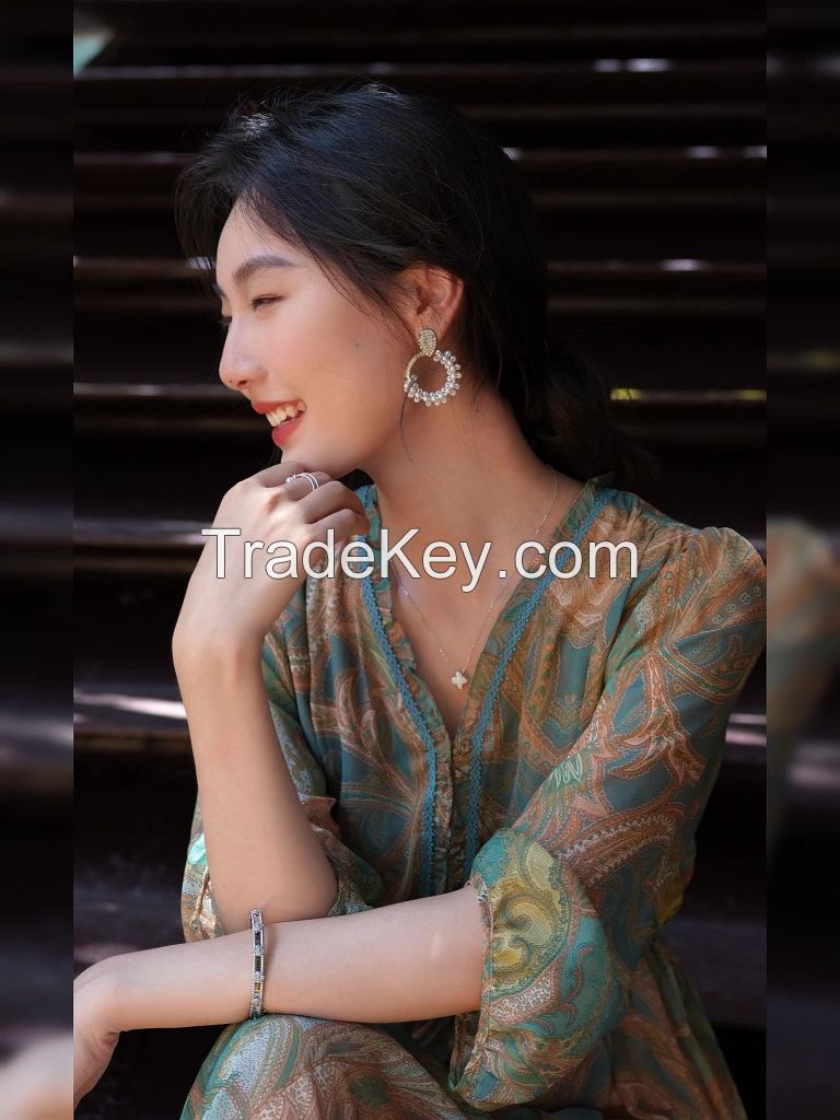  Elegant Waist-Defying Silk Chiffon Print Dress 80135