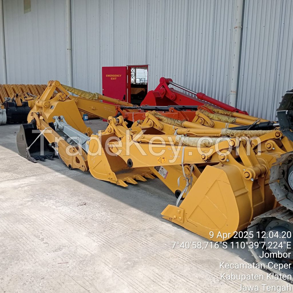 Amphibious Excavator