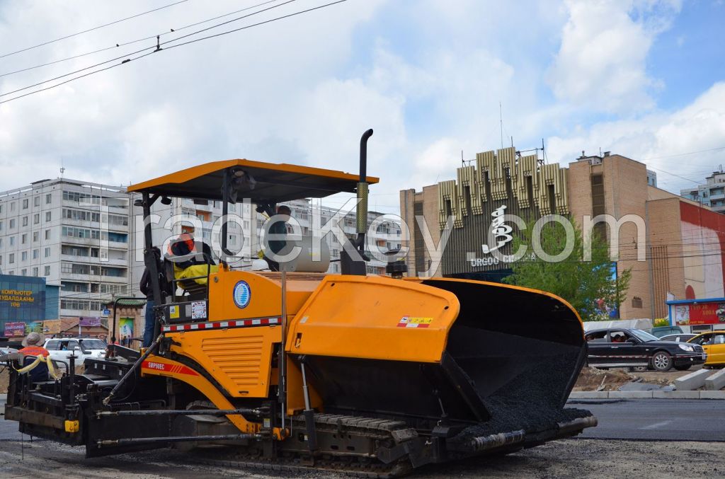 Hot Selling 12m Paving Width Asphalt Paver SAP120C-8