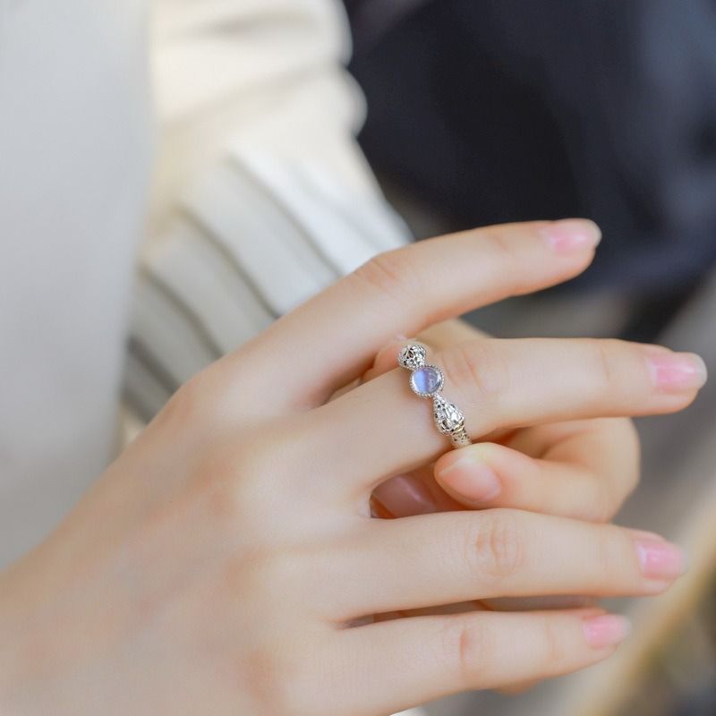 Wholesale Jewelry Suppliers Women's S925 Sterling Silver Finger Rings Lab-grown Emerald Snake Eye Animal Fine Jewelry for daily wear