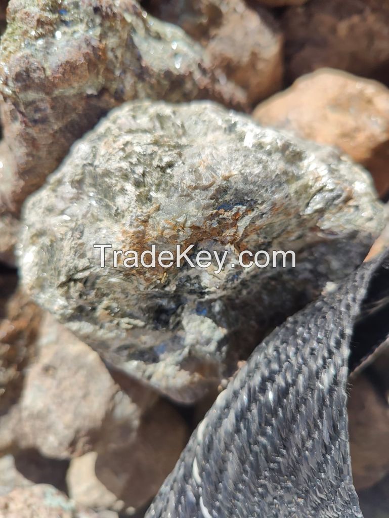 Coltan Ore for Electronics & Capacitors Industry