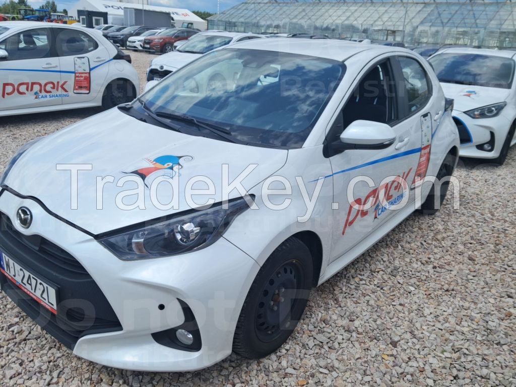 Mazda 2 1.5h 116hp CVT Pure with Plus Pack in Northern White pearl