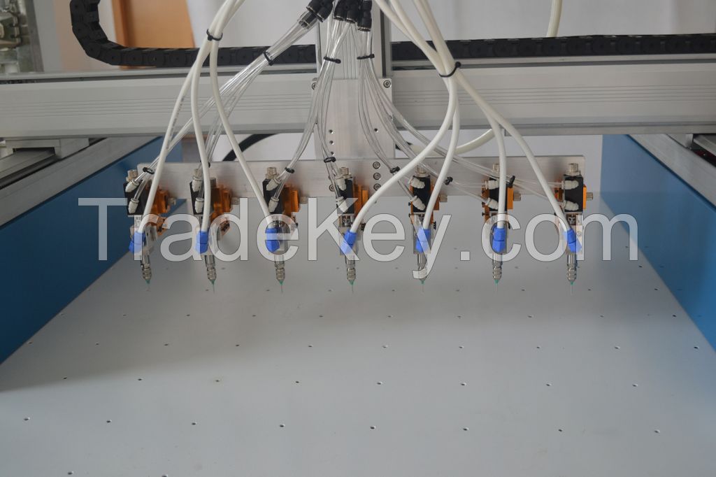 Multi-head dispensing machine