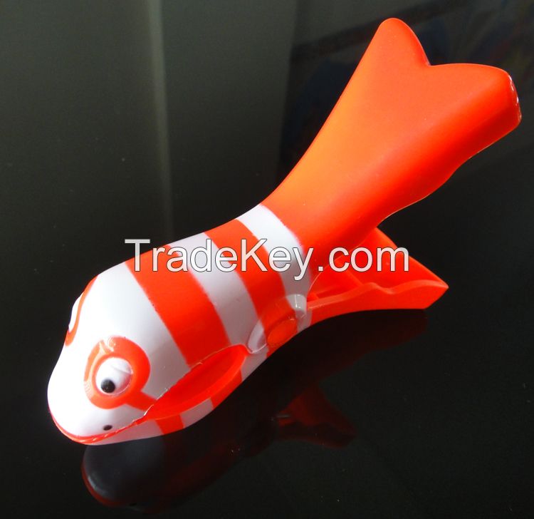 Plastic Fish beach towel clip Windproof clips