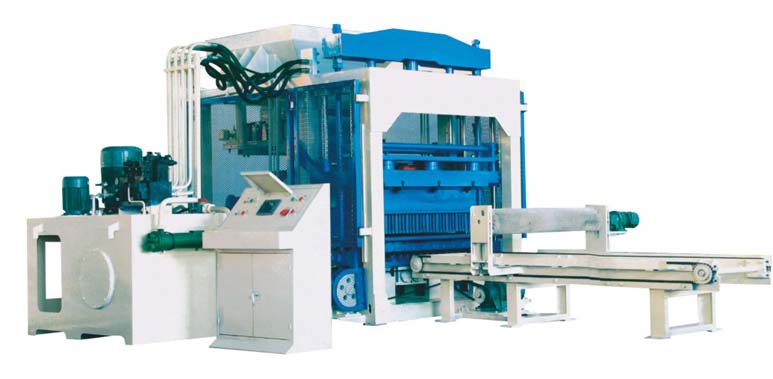 Block forming machine