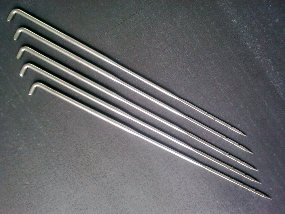 Nonwoven needles