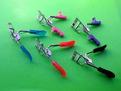 Metal Eyelash Curler and Plastic Eyelash Curler