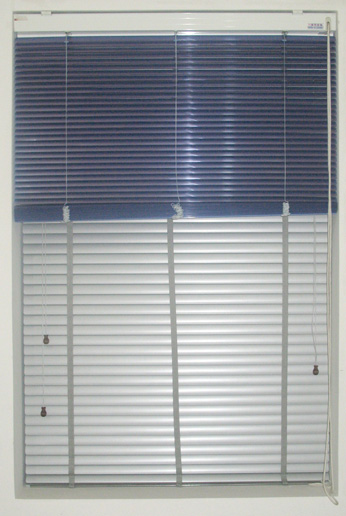 venetian blind