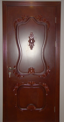 INTERIOR DOOR