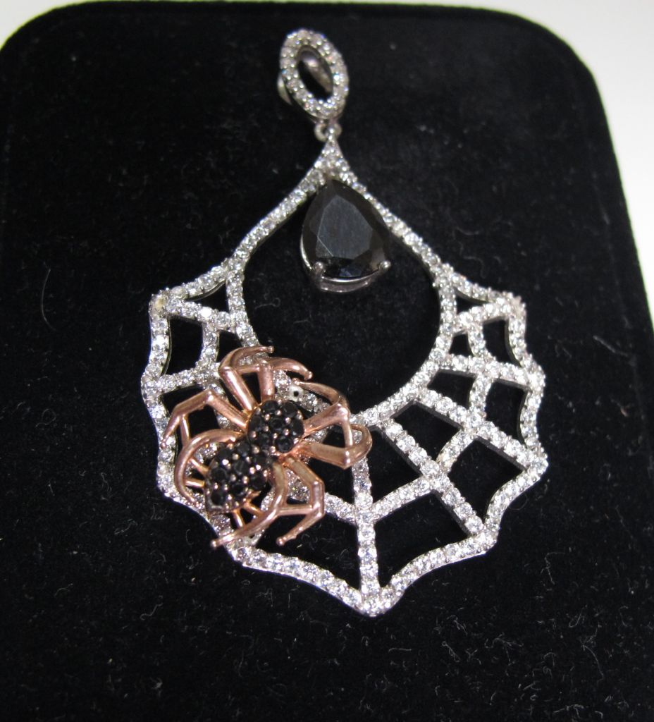 spider Pendant