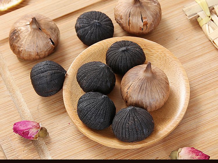 China Single Clove Black Garlic Made of Black Garlic