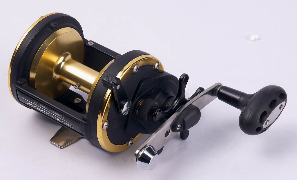 Trolling reels