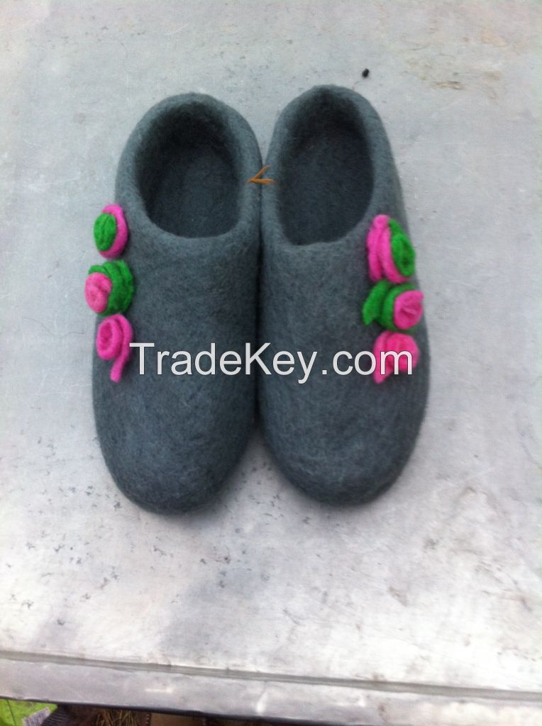 Handmade Felt Indoor Slippers