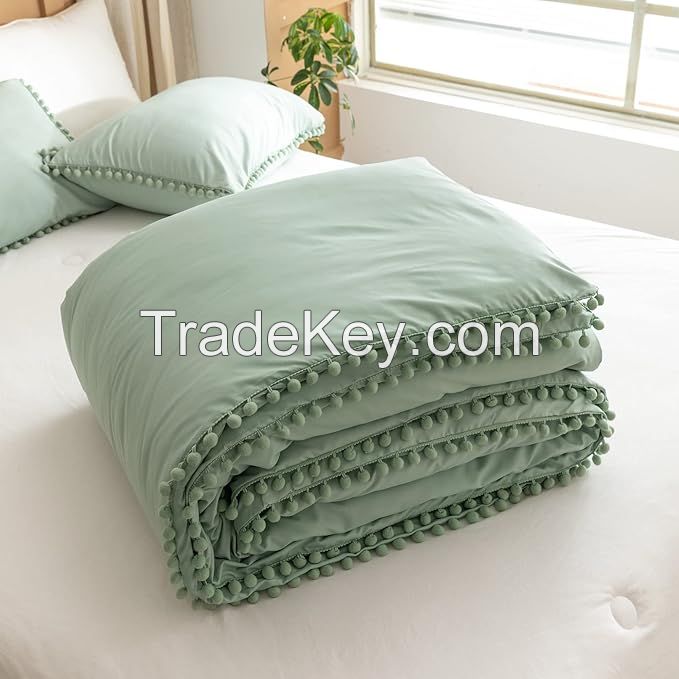 Home Textile Supply European Style Three Piece Bedding Set Solid Color Washed Cotton Ball Microfiber Duvet Cover Set Full Size