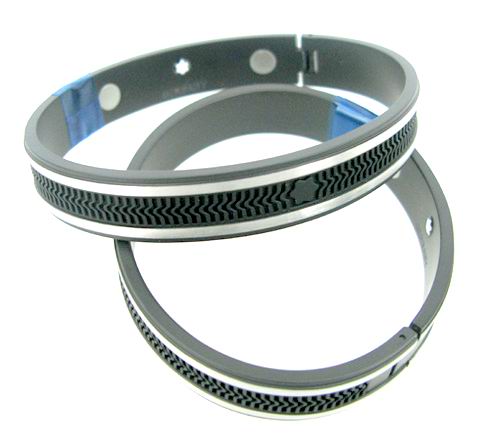 Stainless steel bracelet