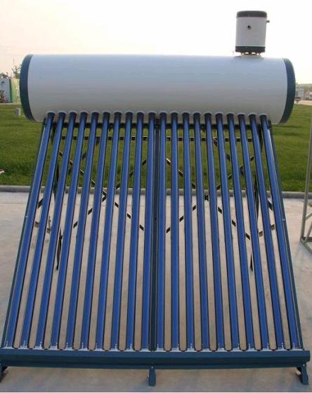 Integrated pressurized solar water heater