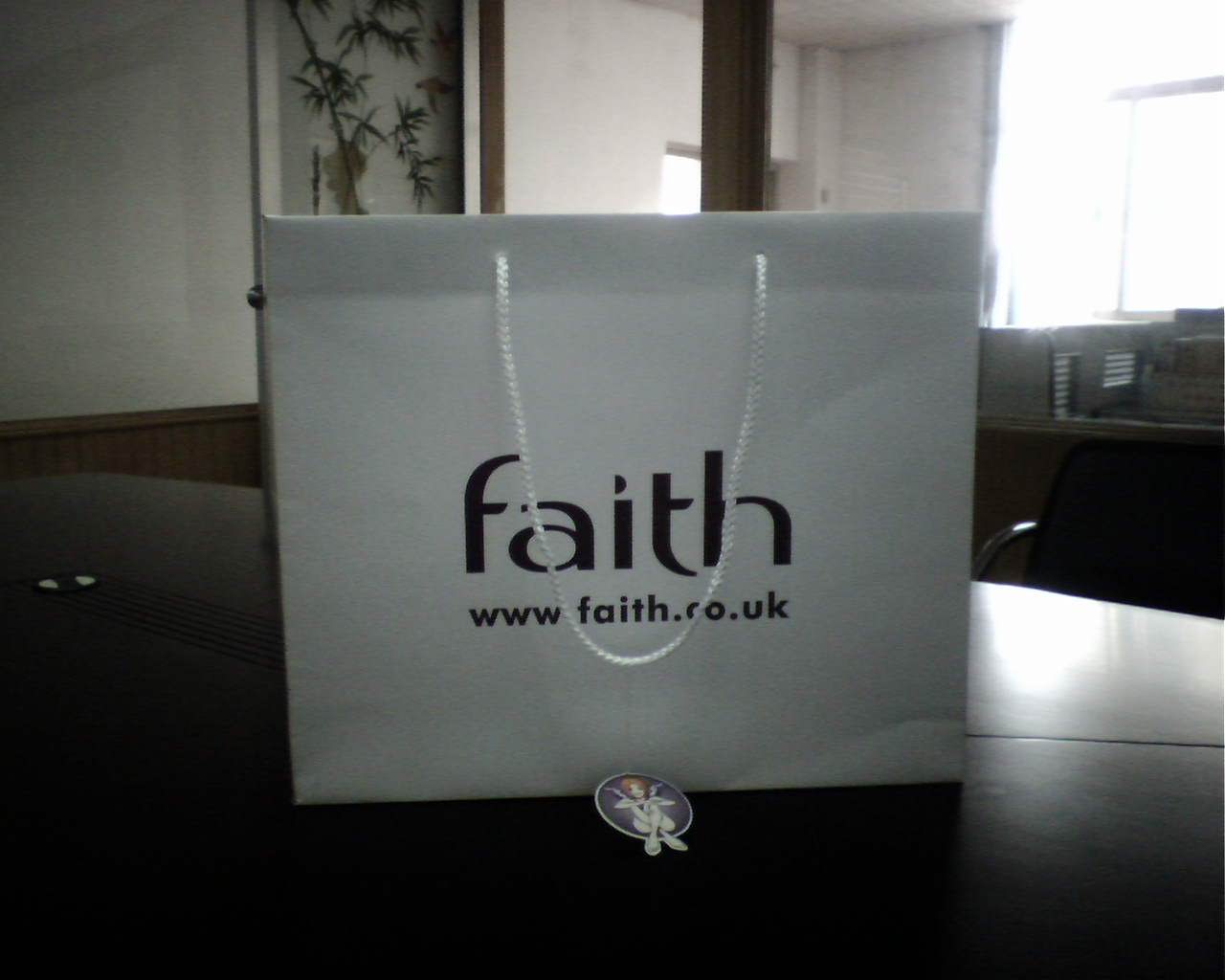 PAPER  HANDBAG  ; COLOR PAPER CARDS