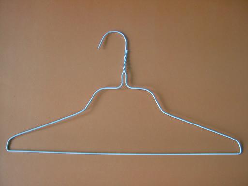 powder coated wire hanger