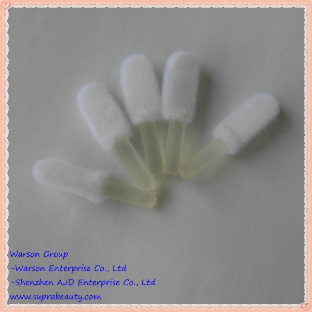 Plastic handle lip gloss applicator, disposable lip brush