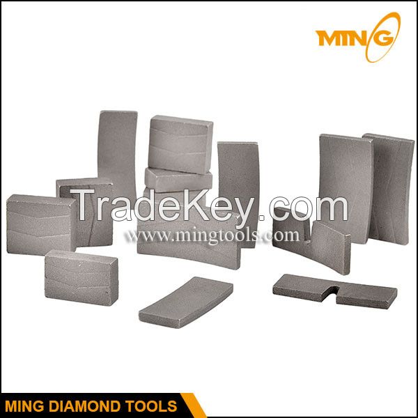 Diamond segment for cutting stone