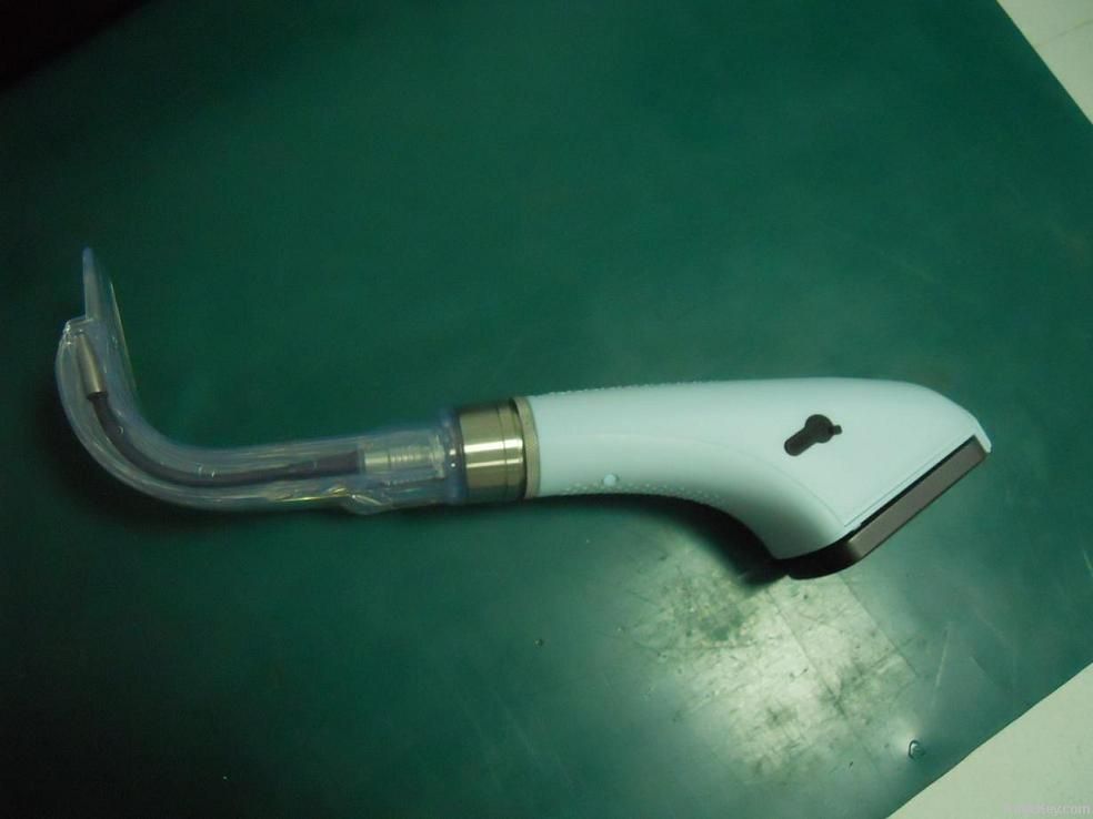 portable laryngoscope