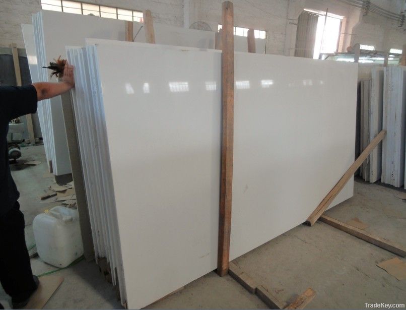 Artificial quartz stone slabs