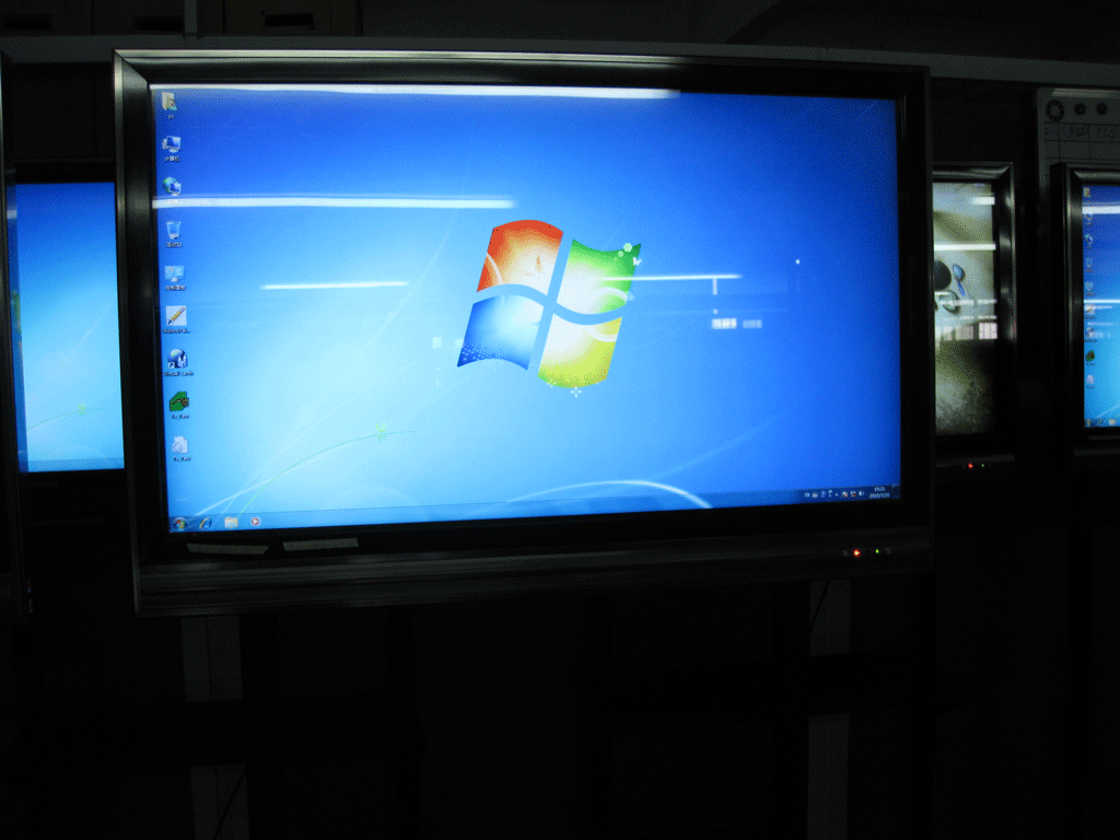 Touch Monitor (60 Inch)
