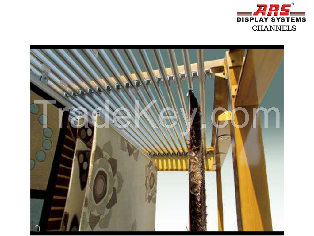 Sliding Carpet display systems SSS+BR0007