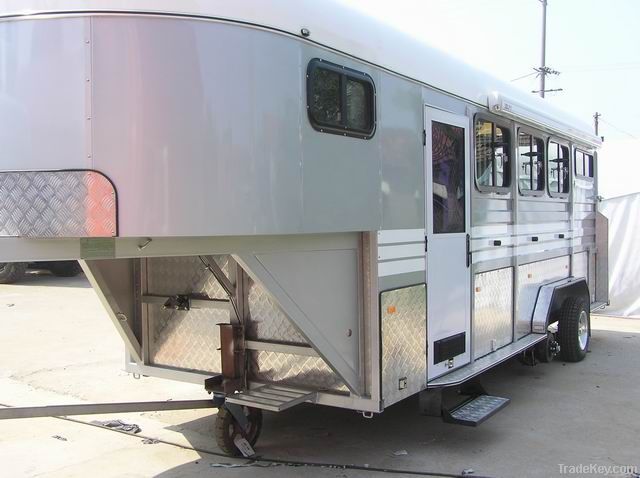 3 Horse Gooseneck Trailer