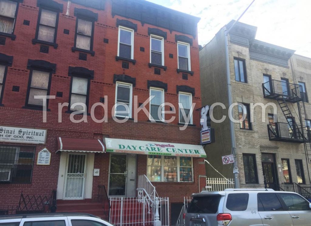 Brooklyn, NY Investment Property for Redevelopment - 1068 Putnam Avenue