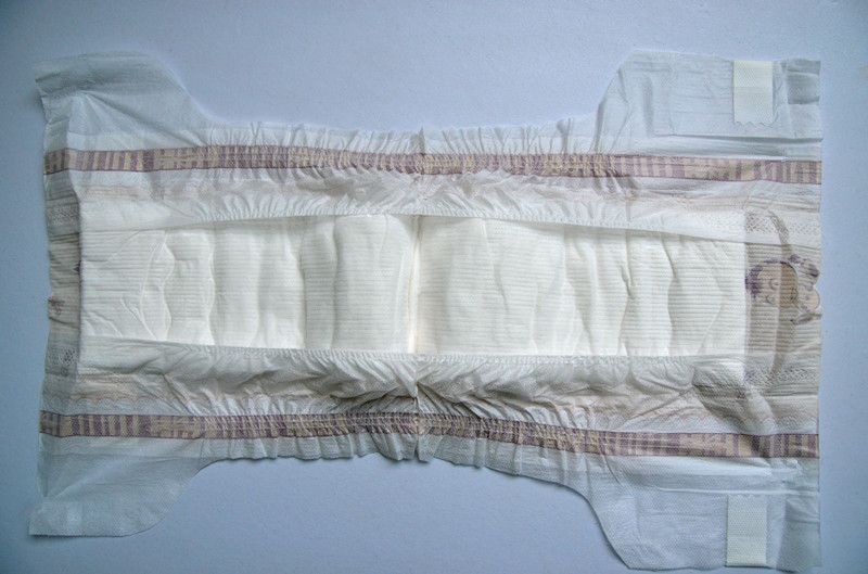 Disposable baby diaper