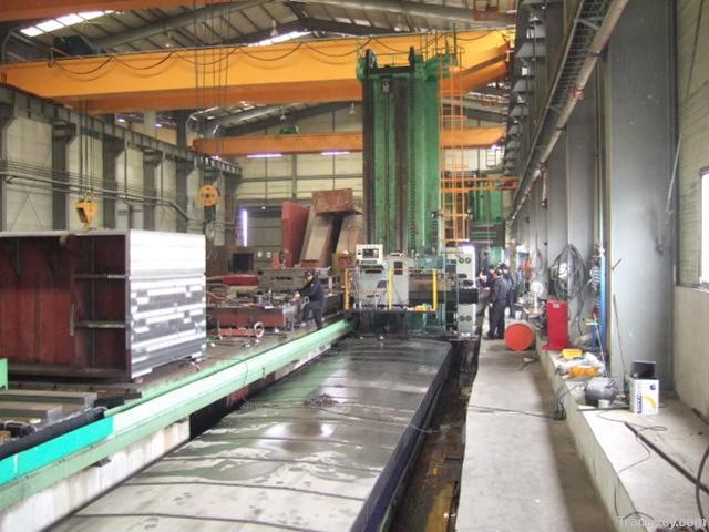 Floor type boring machine